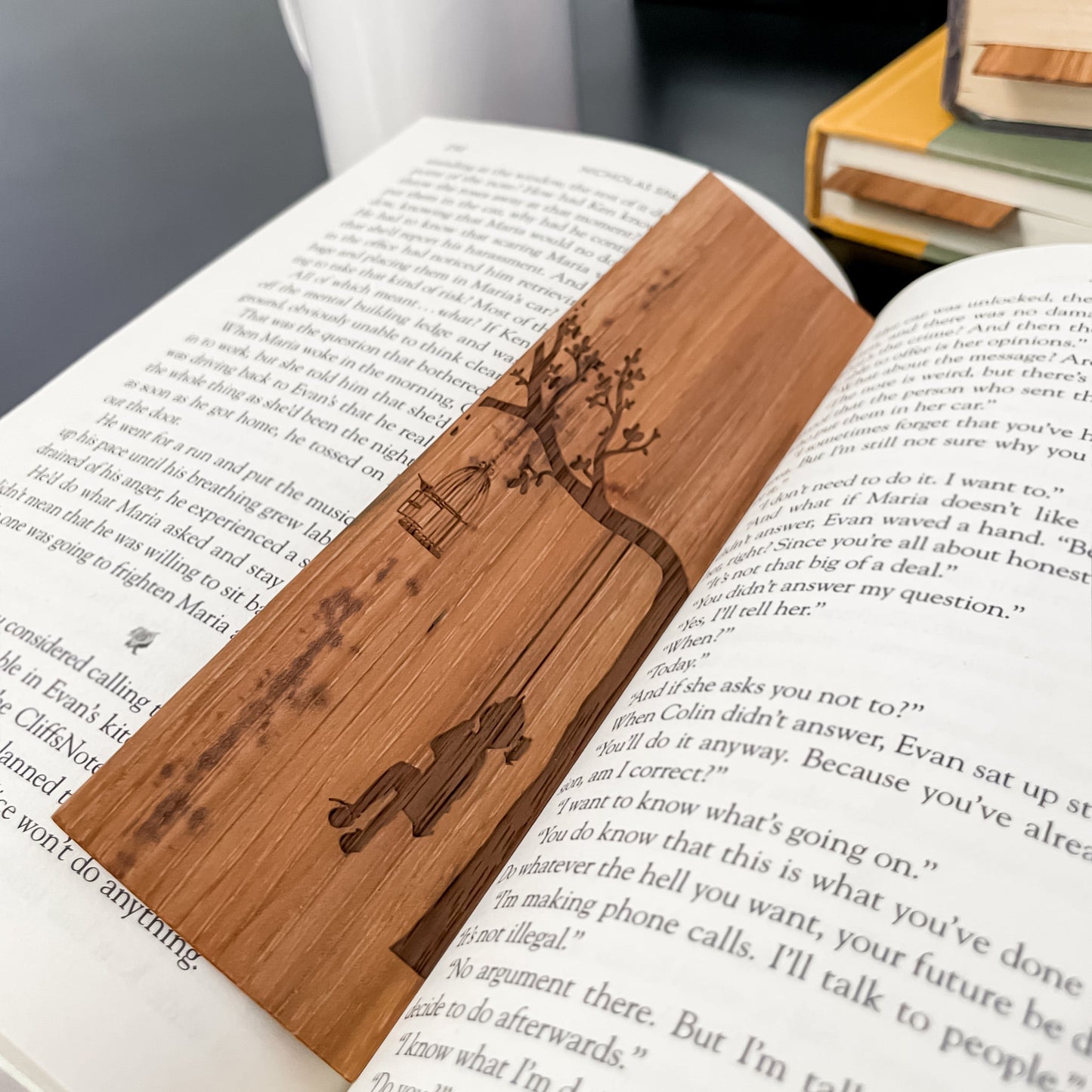 BOOKMARK